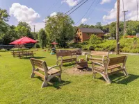 Qualla Cabins and Motel Cherokee Near Casino Hotels in Qualla