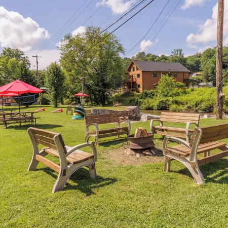 Qualla Cabins and Motel Cherokee Near Casino