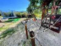 Detached Villa - Sleeps 10 - Pool - Pergola - Playground for Children - Wifi