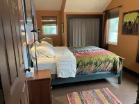 Cozy 1-bedroom stand alone apartment in fantastic Missoula, MT!!