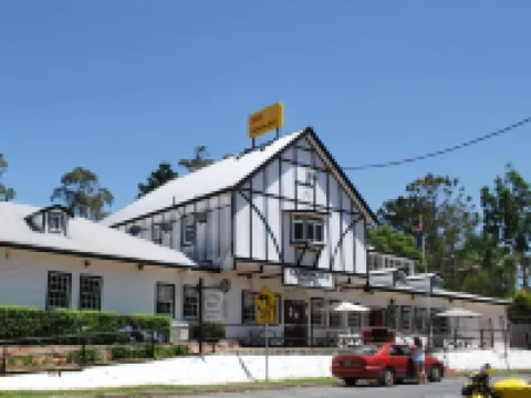 Canungra Hotel