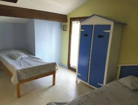 Gîte for 15 people with indoor swimming pool and Jacuzzi Отели в г. Шервекс-Кюба