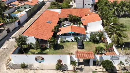 Pousada Califórnia TIA Lia