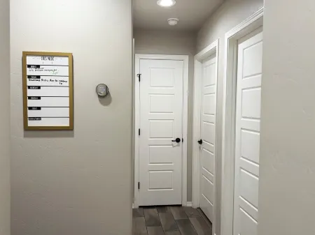 Beautiful and cozy home, perfect for long stay Отели рядом с достопримечательностью «Парк Вашингтон»