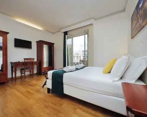 Romulus Rooms by Hostand Hoteles cerca de Grandes Almacenes La Rinascente