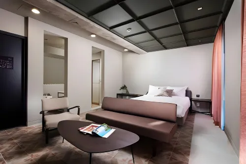 Brown Dot Hotel Dadaepo Beach (Old.Oia Hotel)