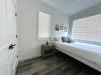 Mountainside Getaway with Games Room Hotels in Crowsnest Pass