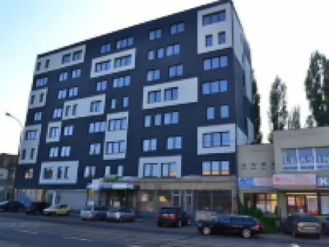 โรงแรมซิติ ลอดซ์ โรงแรมใกล้สนามบินวลาดีสลาว์ เรย์มอนต์