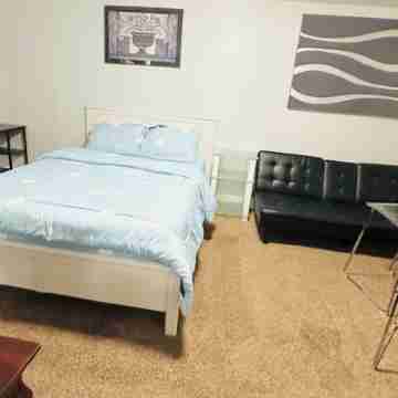 Main Central Avenue Basement Studio Rooms