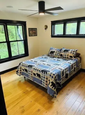 Bear Creek Lodge