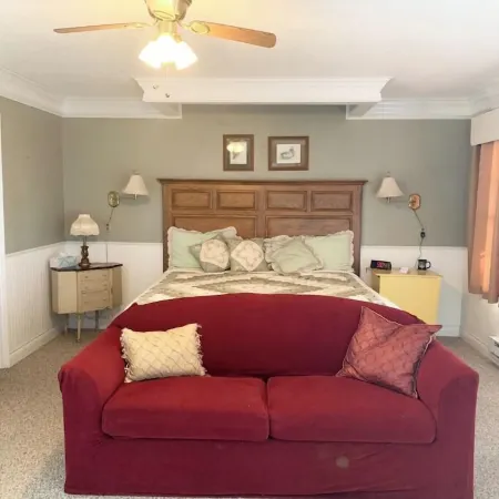 Dickey House, Carriage Suite