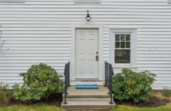 The Coastal Nest Stay for 5!