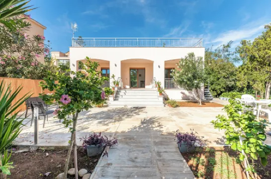 Villetta Hilda by Wonderful Italy