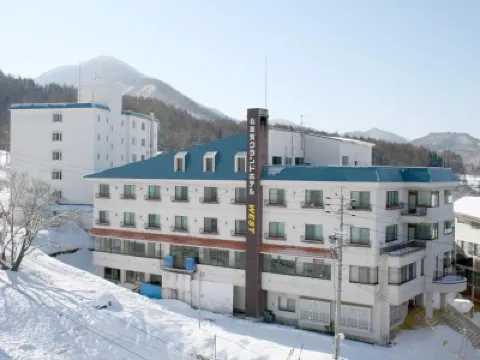 北志賀大酒店&西 鄰近龍王滑雪公園的酒店