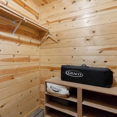 Dog Friendly, Fully Gated, Private Cabin by Fool Hollow Lake