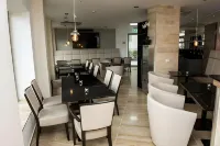 فيجن أبارتمنتس لوسيرن نيوستادستريس