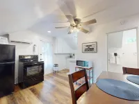 Recovery Loft 1-bedroom apartment in Mansfield with WiFi, AC, Full Kitchen Các khách sạn ở Mansfield