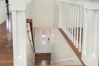 State & Hope St - On parade route. Close to water!