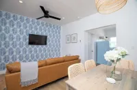 Entire Ocean Boulevard property, steps to beach!