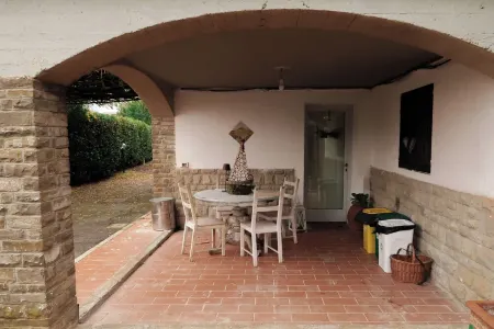 Catherine's Tavern Отели в г. Понтассьеве