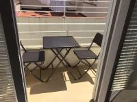 CENTRAL AND RENOVATED APARTMENT, 100m FROM THE BEACH