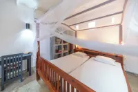 Paradisiac front beach villa