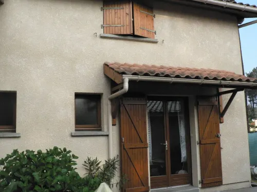 Ares house on arcachon basin Hotels in Ares