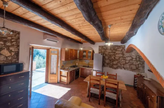 CASALE GELSI APARTMENT (SPRING)AMALFI COAST