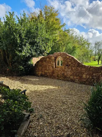 Luxury Retreat, Children and Dogs too Отели рядом с достопримечательностью «Парк Виктория»