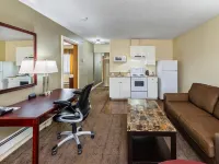 Econo Lodge Inn & Suites High Level โรงแรมในไฮเลเวล