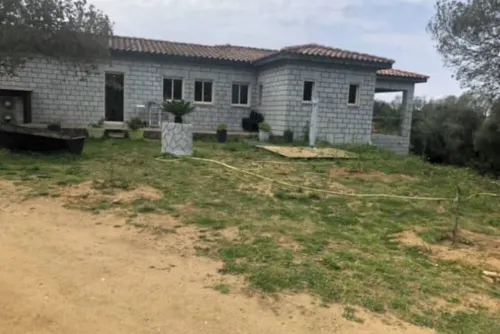 House with pool Hotels in Sartène