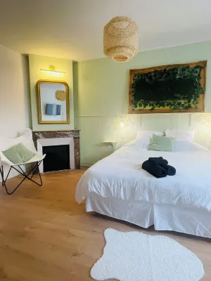 10-minute walk from the spa and train station, comfortable apartment.