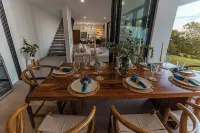 White Swan Beach House w/ Ocean Views & Private Beach Hotels in Atami