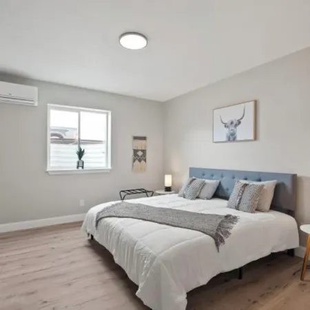 New 3-bedroom in delightful Lava Hot Springs. Bottom unit.