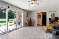 Fun at the Farm House - Charming 3-bedroom farmhouse in lovely Valparaiso