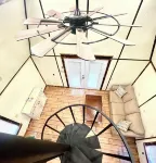 Charming barn with 1 bedroom and AC, WiFi in beautiful Brookhaven Hotels in Brookhaven