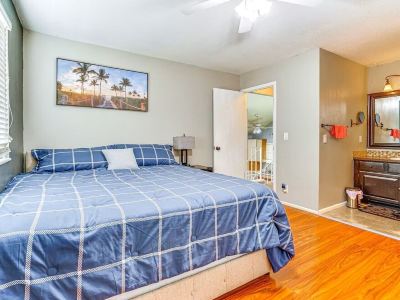 Charming 3-bedroom townhome with WiFi and AC in West Valley City