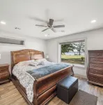 Spacious Lakefront Home w/hot tub, dock, & private ramp Hotels in Ottawa County