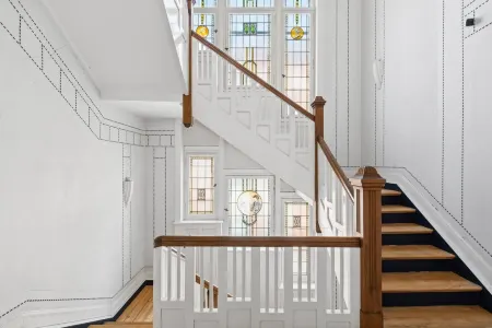 Charysma: natural oasis | harmonious | balcony | 5 min walk to old town centre