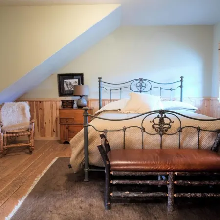 Cabin 3 at the Almo Inn, Close to City of Rocks National Park and Castle Rock