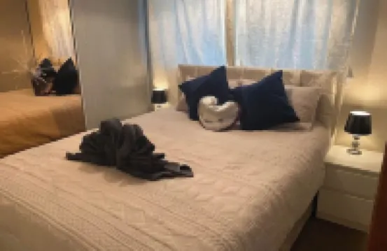 Dunfermline, 2 bedroom home with on-street parking Hotels in 