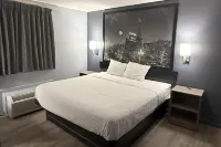 Super 8 by Wyndham Fort Wayne Hotels in Fort wayne