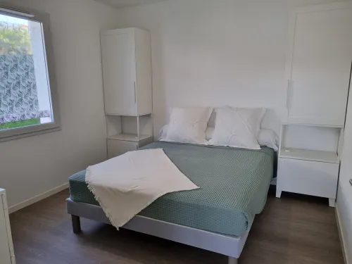 Herriko Apartment, 1 to 2 adults and 1 child Hotels in Briscous