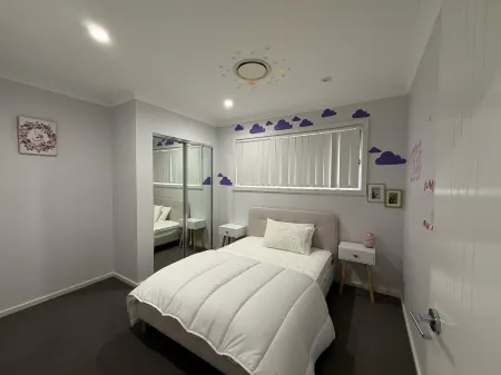 Modern Luxury with Nature Отели в г. Spring Farm