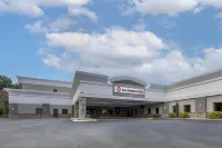 Best Western Plus University Inn  Conference Center 鄰近Clemson University: Department of Electrical and Computer Engineering的酒店