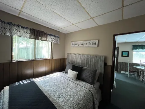 Cozy Cottage #6B at Beautiful Platte Lake Resort