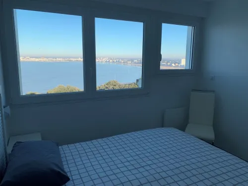 RARE DOUBLE SEA VIEW crossing: 180° bay of ROYAN and 180° on St Georges