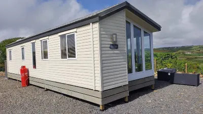 Curragh Lodge Hotels near Dungarvan Castle