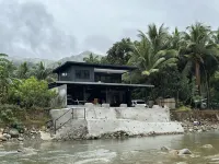 2 storey Prefab Container Vacation Home-Full Mountain View and River access