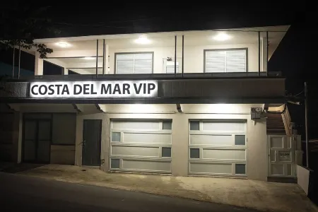 Salt Water Private Pool House W/ Ocean View, WiFi, Air Cond, Generator, Solar E.